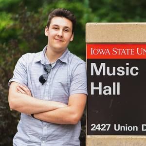 Meet your Posher, Grant